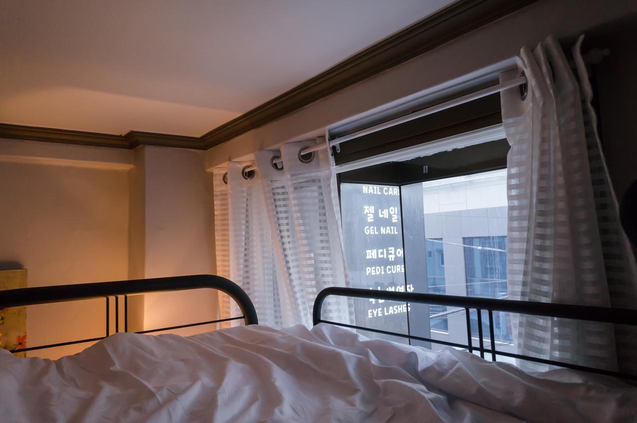 Victoria 2* Seoul